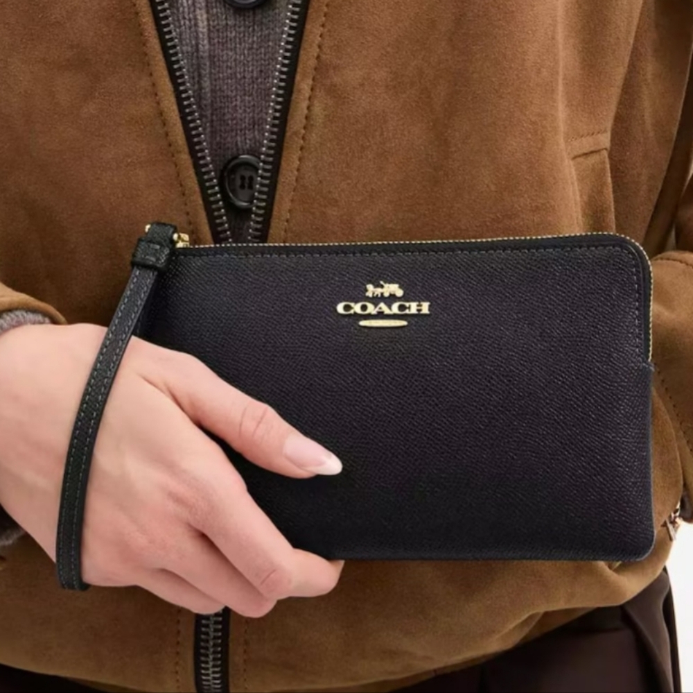 🖤 Coach Black Cross-grain Leather Corner Zip Small Wristlet Pouch Clutch Bag
